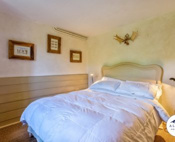 chalet-megeve-grande-ourse-alpine-holidays-03
